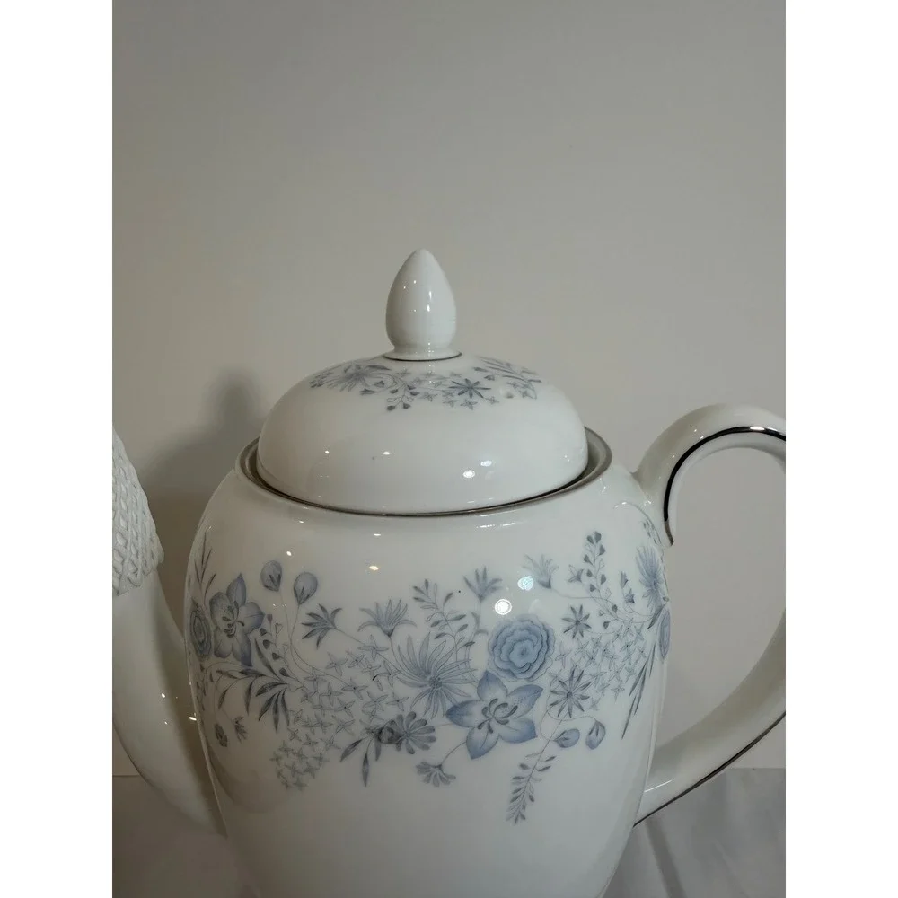 Wedgwood Belle Fleur Coffee Pot Bone China Blue Floral Silver Trim R4356 England